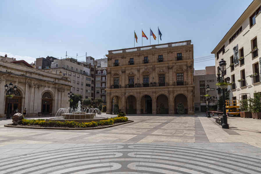 Castelló de la Plana 01 - Plaza Mayor y Ayuntamiento